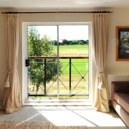 47 Wetherby Way, 3 Bedrooms, Sleeps 6, Easy Walk To Town, Parking, Self Catering, Great View Stratford-upon-Avon Kültér fotó