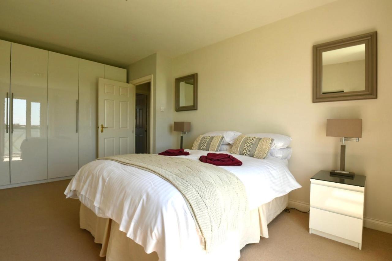 47 Wetherby Way, 3 Bedrooms, Sleeps 6, Easy Walk To Town, Parking, Self Catering, Great View Stratford-upon-Avon Kültér fotó