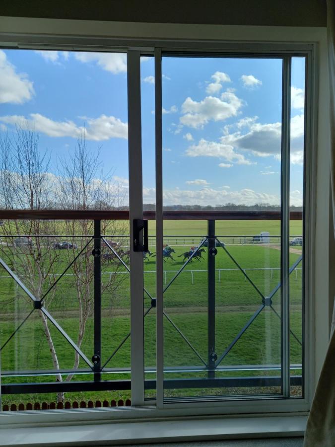 47 Wetherby Way, 3 Bedrooms, Sleeps 6, Easy Walk To Town, Parking, Self Catering, Great View Stratford-upon-Avon Kültér fotó