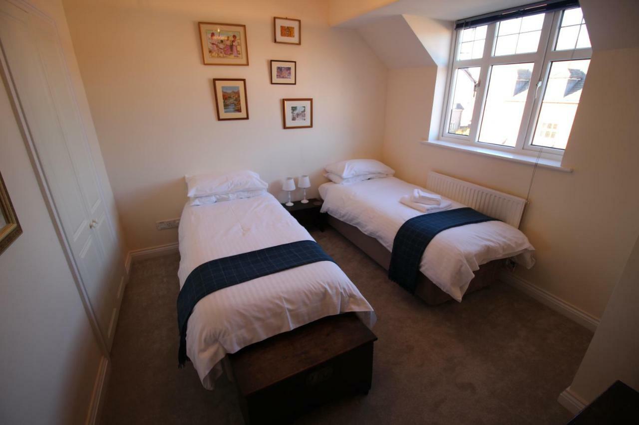 47 Wetherby Way, 3 Bedrooms, Sleeps 6, Easy Walk To Town, Parking, Self Catering, Great View Stratford-upon-Avon Kültér fotó